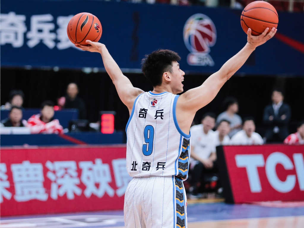 小至个位数