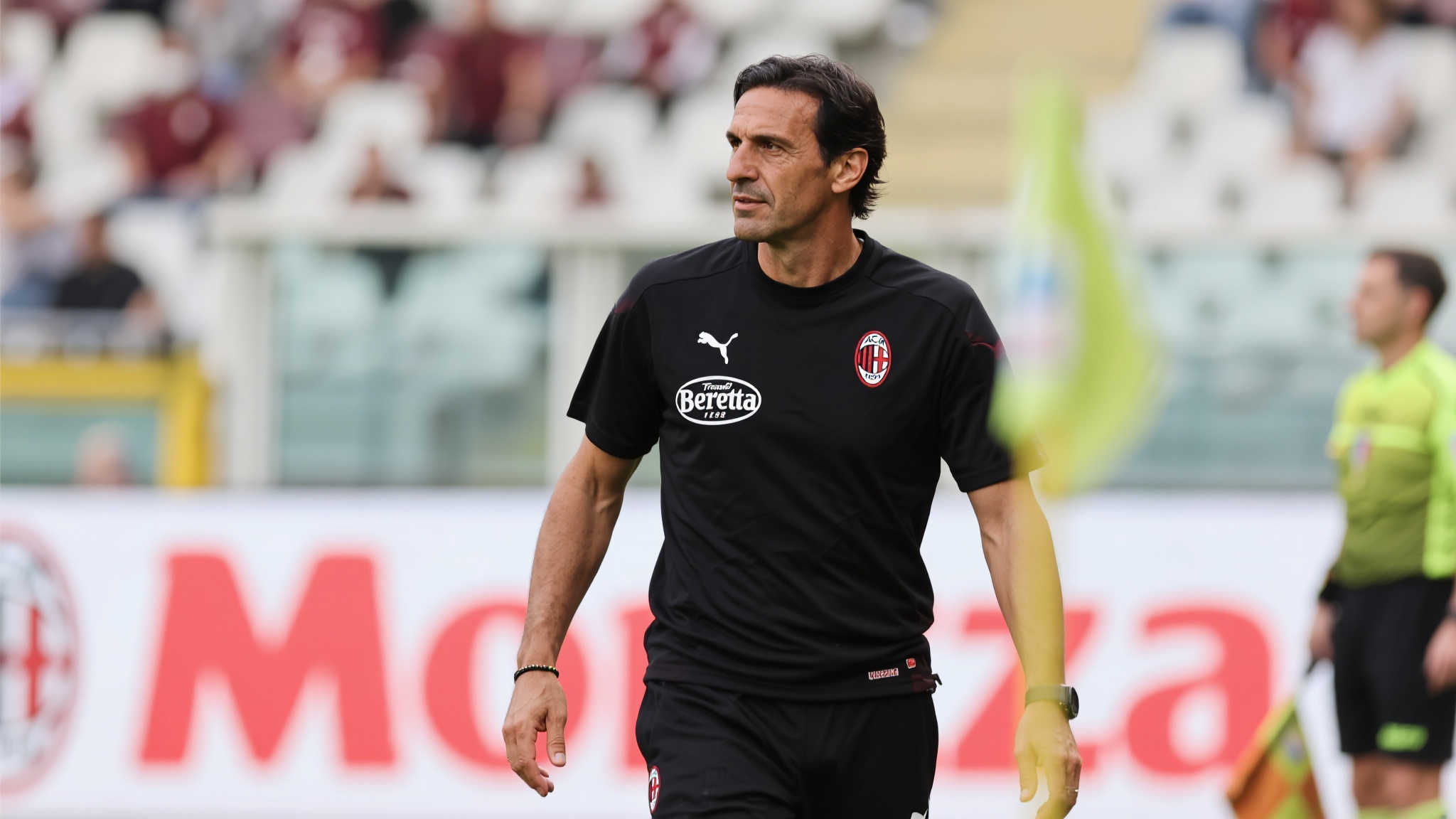 却从侧面反 却从侧面反